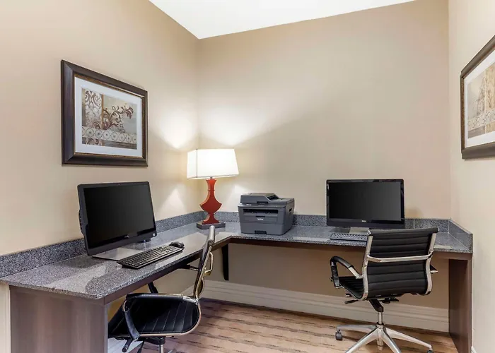 Best Western Plus Burleson Inn & Suites