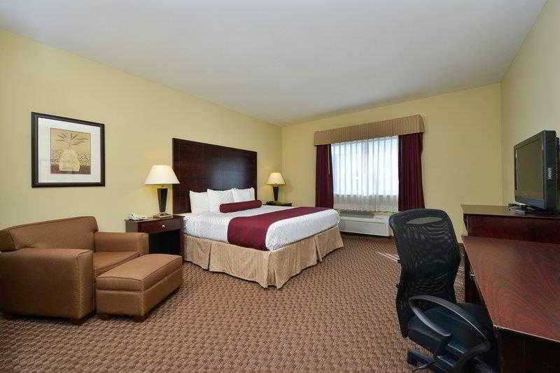 Western & Hotel
